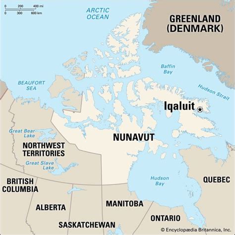 where is iqaluit located.